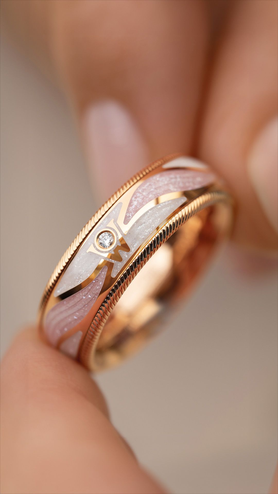 永遠のパートナー：リング「ANGEL'S SHEEN. Nude」