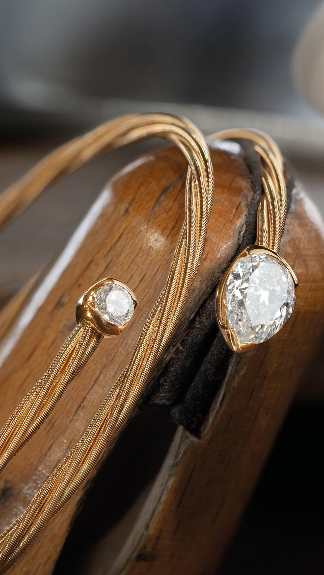 LEVER グルマニウムパワーブレスレット　　F 世界一優雅なブレスレット LEVER グルマニウムパワーブレスレット F