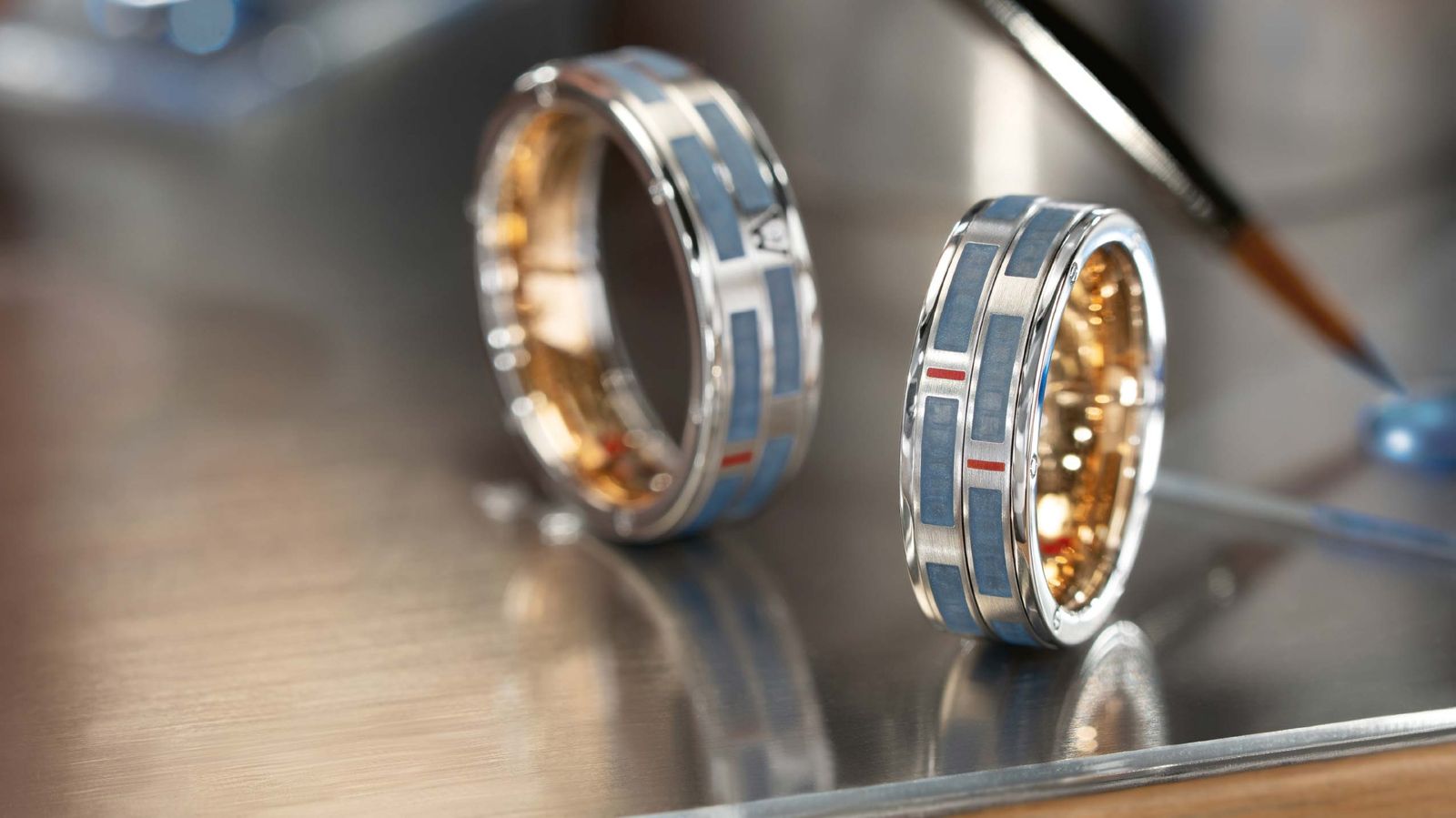 Exklusiver Wellendorff Ring 6-752, Geburtstagsedition 2026, handgearbeitet in Weißgold.