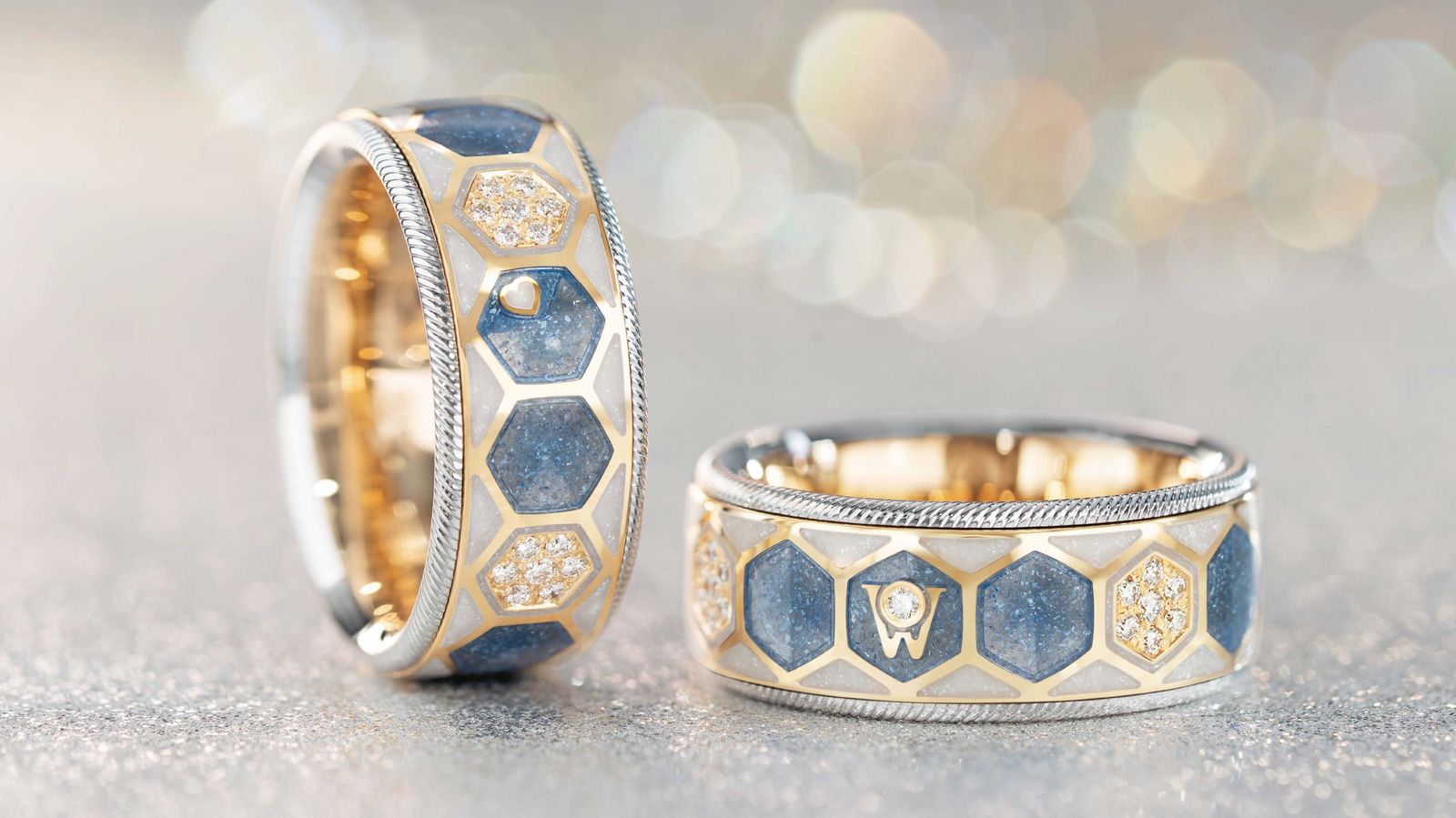 Schmuckkunst aus Pforzheim: Wellendorff Geburtstagsring 2026 Jeder Augenblick in Weißgold.