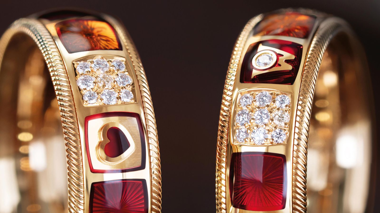 Wellendorff POWER OF LOVE 2026: Gelbgoldring mit charakteristischem Emaillemuster.