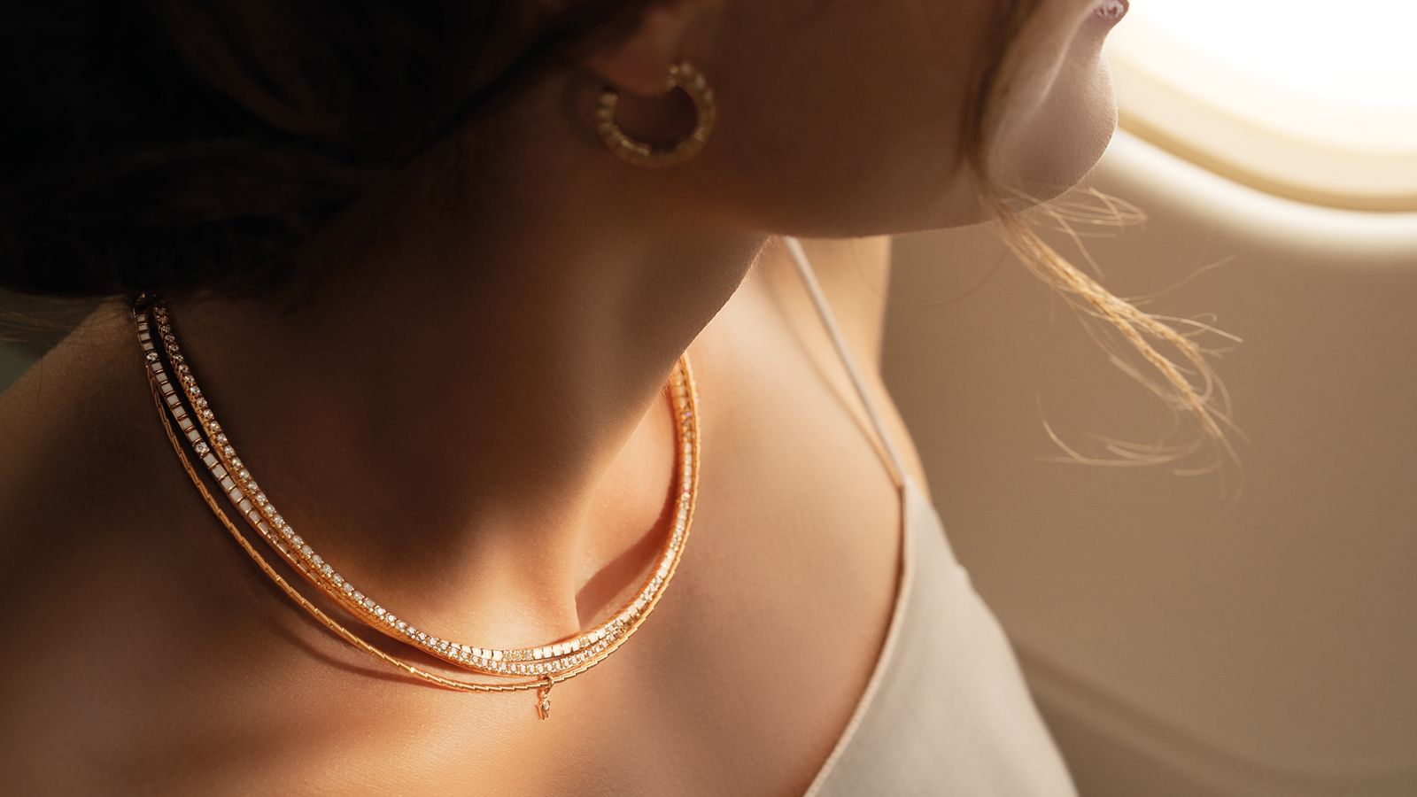 Collier Mein Glück edel auf der Haut getragen