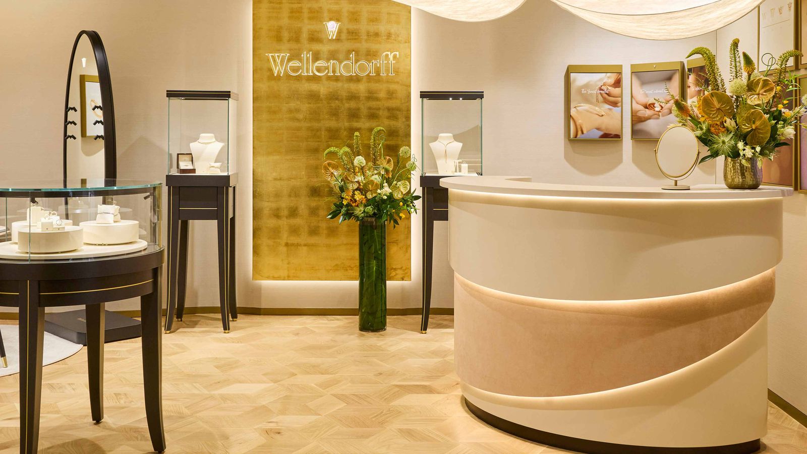 Die Theke im Innenbereich der Wellendorff Boutique in Seoul