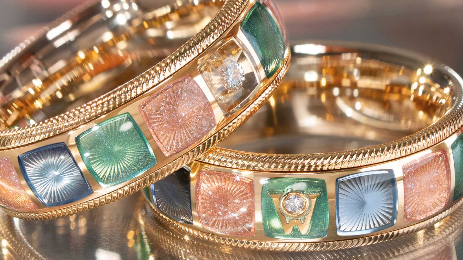 Wellendorff-Ring MEINE ZEIT 2026 in Gelbgold, Fokus auf Kaltemaille-Design.