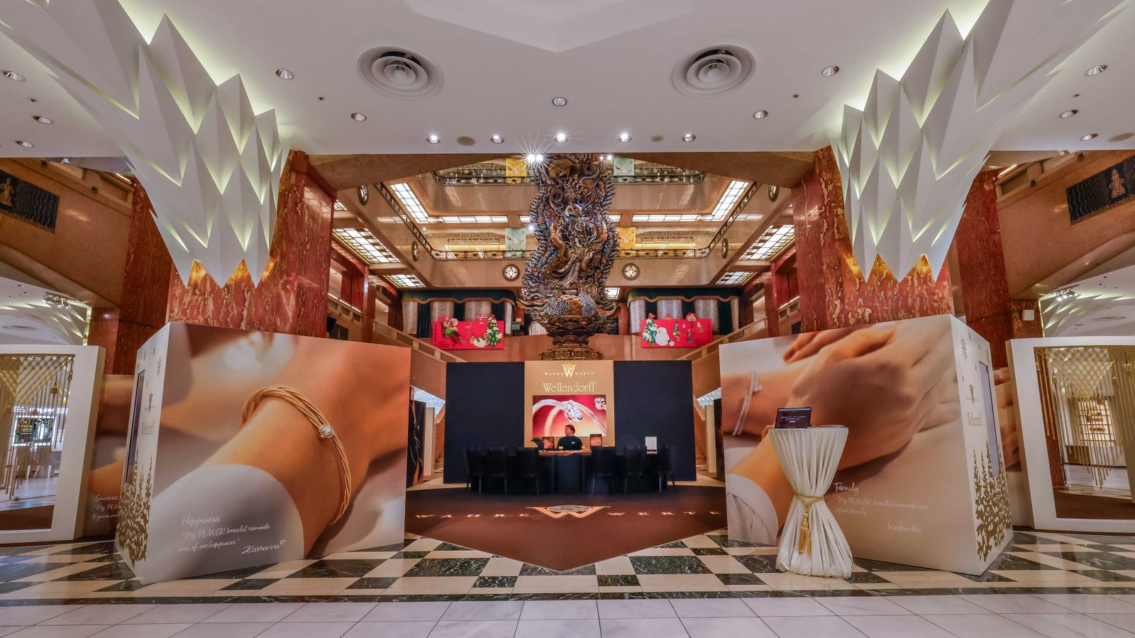 The grand Wellendorff Event at Mitsukoshi Tokyo.