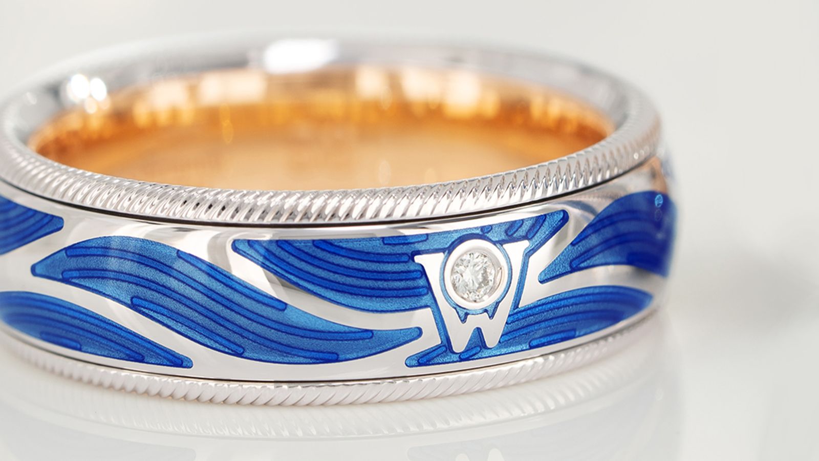 THE WORLD S MOST VIBRANT RING