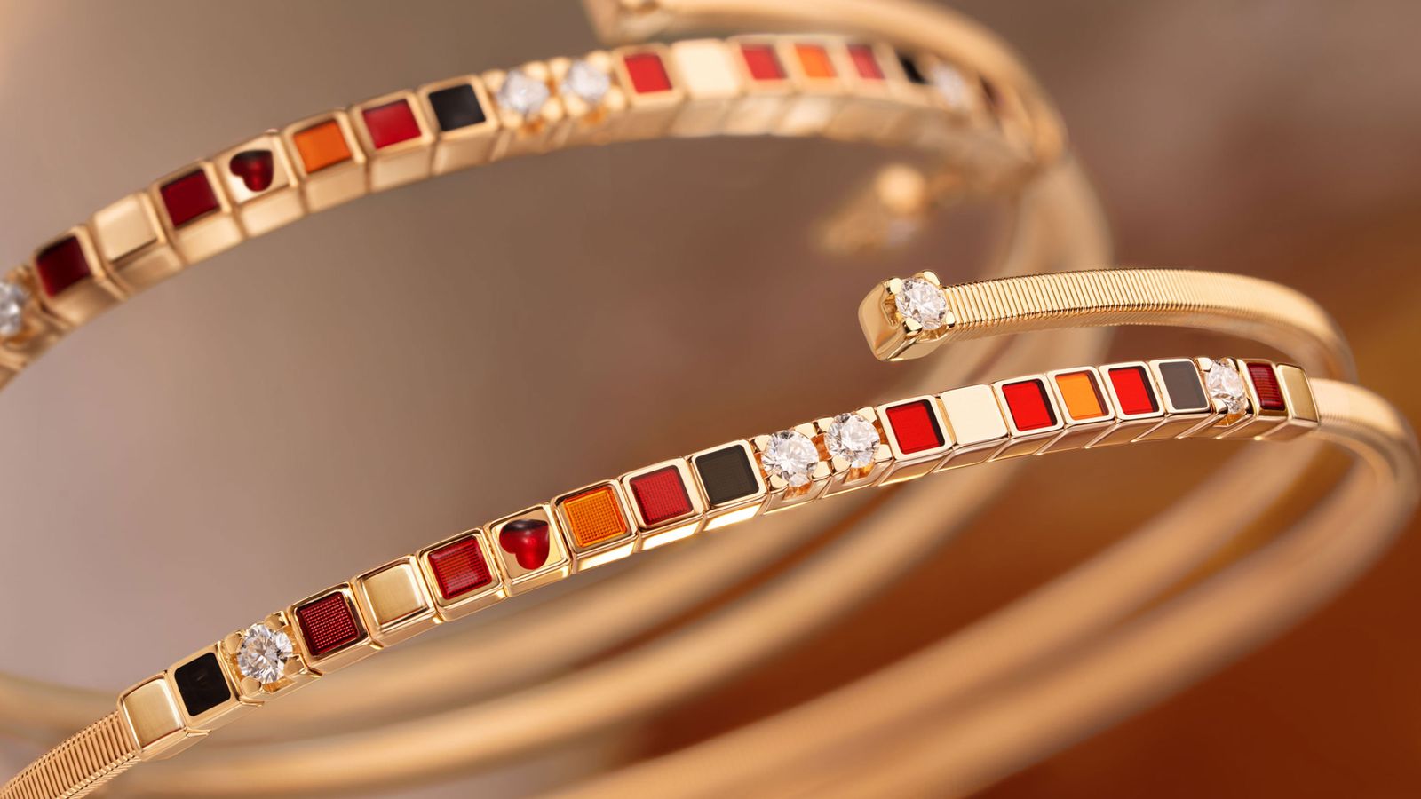 Wellendorff Kollektion 2026 Armband UMARME MICH Power in red Mood