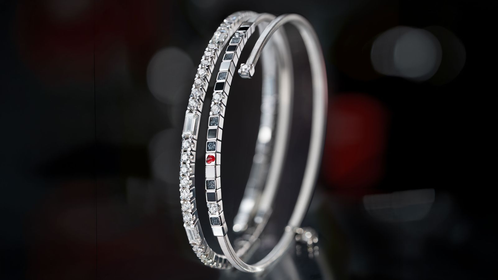 Wellendorff Kollektion 2026 Armband UMARME MICH Power in black edel Moodbild